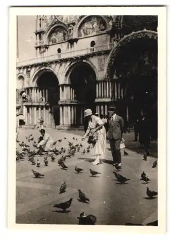 30 Fotografien unbekannter Fotograf, Ansicht Venedig - Lido di Venezia, Urlaubsreise, Bademode, Stadtansichten