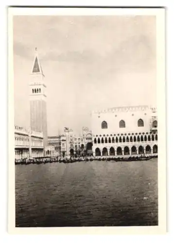 30 Fotografien unbekannter Fotograf, Ansicht Venedig - Lido di Venezia, Urlaubsreise, Bademode, Stadtansichten