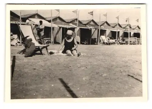 30 Fotografien unbekannter Fotograf, Ansicht Venedig - Lido di Venezia, Urlaubsreise, Bademode, Stadtansichten