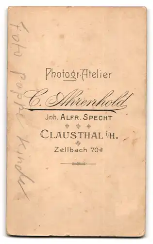 Fotografie C. Ahrenhold, Clausthal i /H., Portrait süsses Kleinkind im Kleid