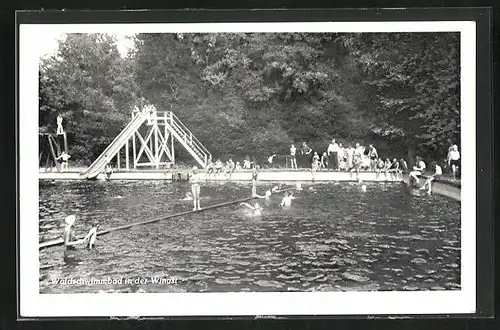 AK Wingst, Blick auf das Waldschwimmbad mit Badegästen und Rutsche