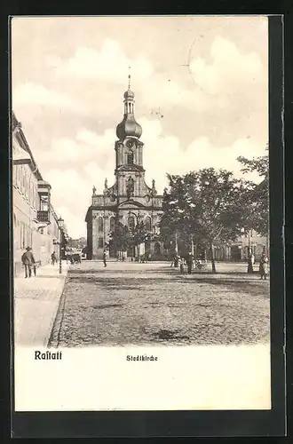 AK Rastatt, Stadtkirche mit Strasse