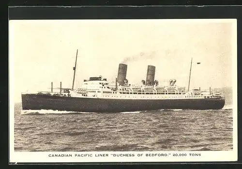 AK Passagierschiff Duchess of Bedford vor der Küste