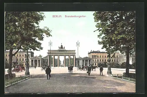 AK Berlin, Fernblick auf das Brandenburger Tor