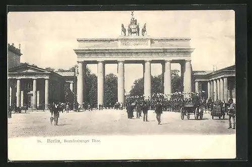 AK Berlin, Parade am Brandenburger Tor