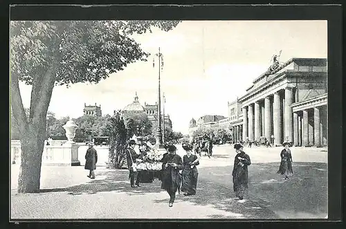 AK Berlin, vor dem Brandenburger Tor