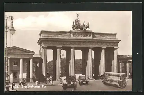 AK Berlin, am Brandenburger Tor