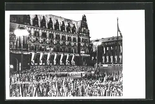 AK Hamburg, Deutsches Turnfest 1953, Fahnenmeer vor dem Rathaus