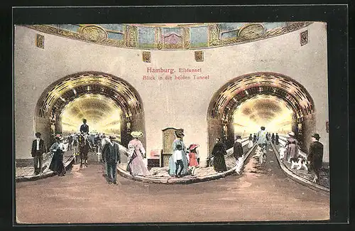 AK Hamburg-St. Pauli, Elbtunnel, Innenansicht mit Passanten