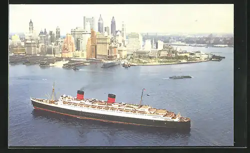 AK Passagierschiff R.M.S. Queen Elizabeth vor New York