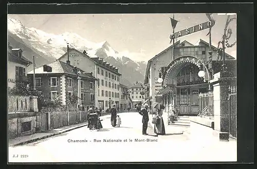 AK Chamonix, Rue Nationale et le Mont-Blanc