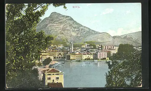 AK Riva, Blick über die Bucht auf die Stadt und die Berge dahinter