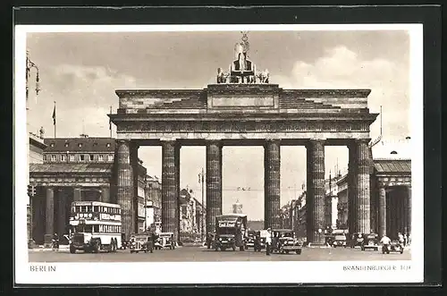 AK Berlin, Partie vor dem Brandenburger Tor