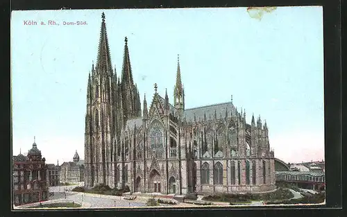 AK Köln a. Rhein, der Dom, Ansicht von Süden aus, Blick zum Bahnhof dahinter