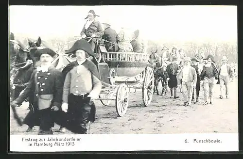 AK Hamburg, Festzug zur Jahrhundertfeier März 1913, Volksfest, 6. Punschbowle, Männer in Trachten neben der Kutsche
