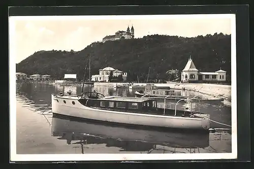 AK Tihany, Der Hafen mit der Abtei-Kirche