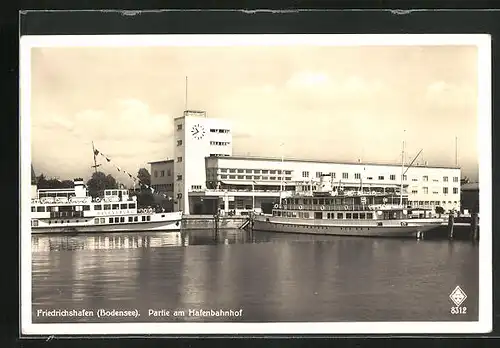 AK Friedrichshafen /Bodensee, Partie am Hafenbahnhof