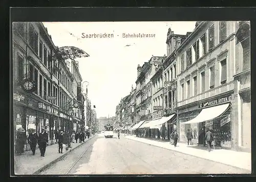 AK Saarbrücken, Bahnhofstrasse mit Strassenbahn