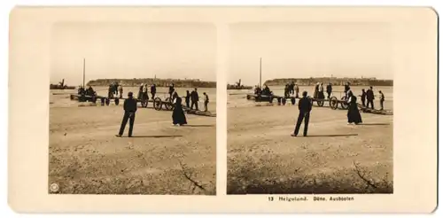 Stereo-Fotografie NPG, Ansicht Helgoland, Einwohner beim Ausbooten an der Düne