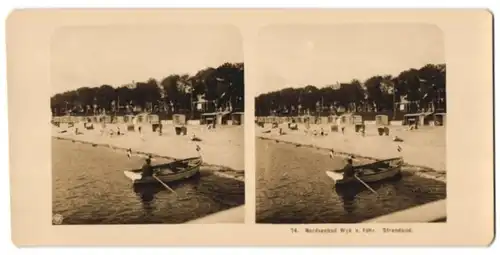 Stereo-Fotografie NPG, Ansicht Wyk a. Föhr, Strandbild mit Strandkörben und Ruderboot