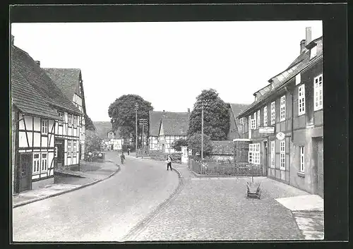 AK Heinsen, Dorfstrasse mit Fachwerkhäusern