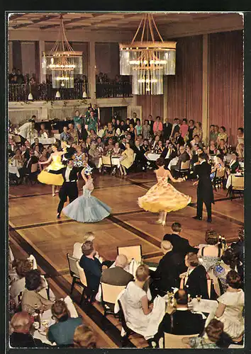 AK Freudenstadt /Schwarzwald, Festlicher Ball im grossen Kursaal