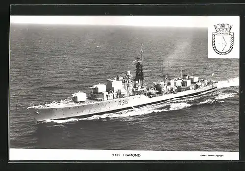 AK Kriegsschiff HMS Diamond D35, bei voller Fahrt