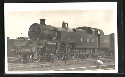 Foto-AK Englische Eisenbahn, Lokomotive No. 2394 der LMS