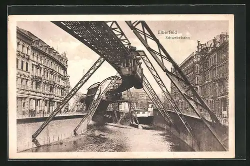 AK Elberfeld, Schwebebahn über einem Kanal