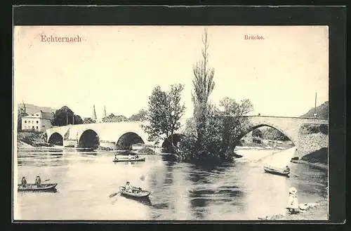AK Echternach, Brücke mit Ruderbooten