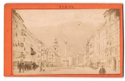 Fotografie unbekannter Fotograf, Ansicht Innsbruck, Blick in die Theresienstrasse mit Theresiensäule