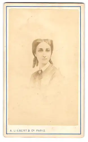 Fotografie A. Liebert & Co. Paris, Boulevard des Capucines 13, Portrait Charlotte von Belgien, Kaiserin von Mexico