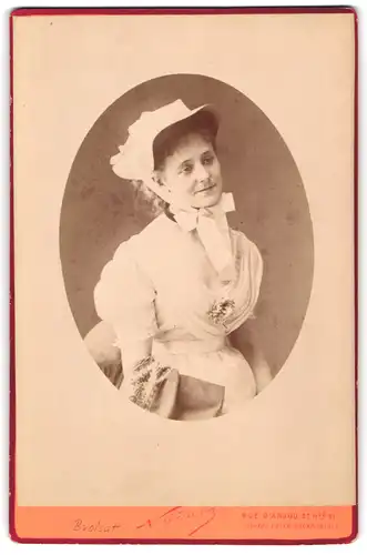 Fotografie Nadar, Paris, Portrait Schauspielerin Emilie Broisat in Helene von Seigliere