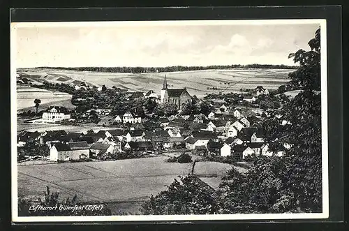 AK Gillenfeld /Eifel, Totalansicht mit Kirche