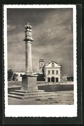 AK Estoril, Igreja St. António, Blick auf Denkmal