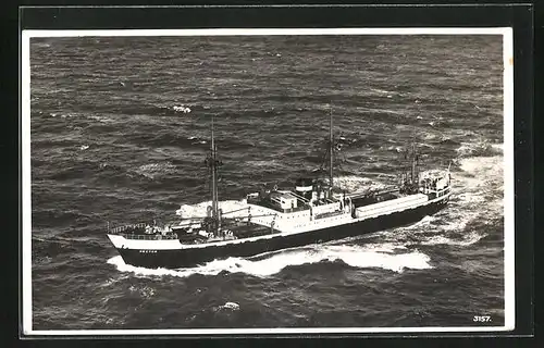 AK Handelsschiff M. S. Hector auf hoher See