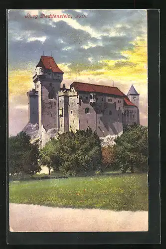 AK Liechtenstein, Blick auf die Burg
