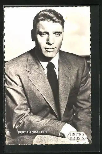AK Schauspieler Burt Lancaster im Anzug