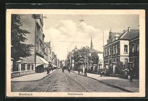AK Gladbeck, Hochstrasse mit Passanten