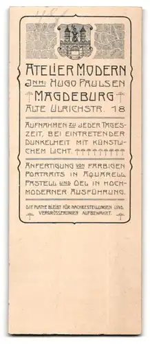 Fotografie Atelier Modern, Magdeburg, Alte Ulrichstr. 18, junger Mann im Frack