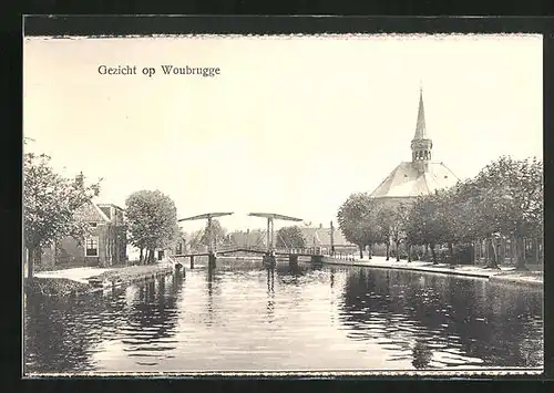 AK Woubrugge, Brücke mit Kirche im Hintergrund