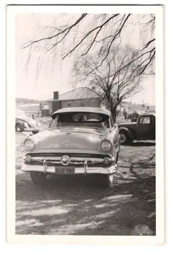 4 Fotografien Auto Ford Pick-Up, Rechtslenker der Firma A.W. Hass in Berridale / Australien