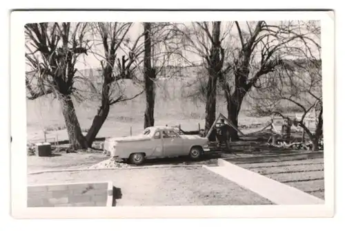 4 Fotografien Auto Ford Pick-Up, Rechtslenker der Firma A.W. Hass in Berridale / Australien