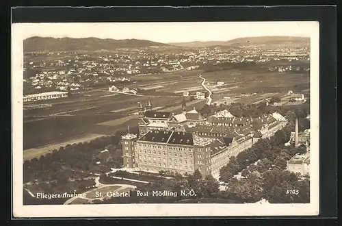 AK Mödling, Blick auf das Missionshaus St. Gabriel, Fliegeraufnahme