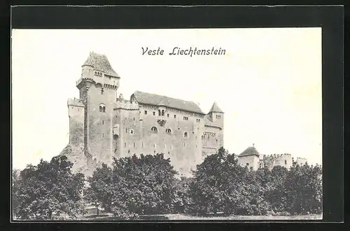 AK Mödling, Blick zur Veste Liechtenstein