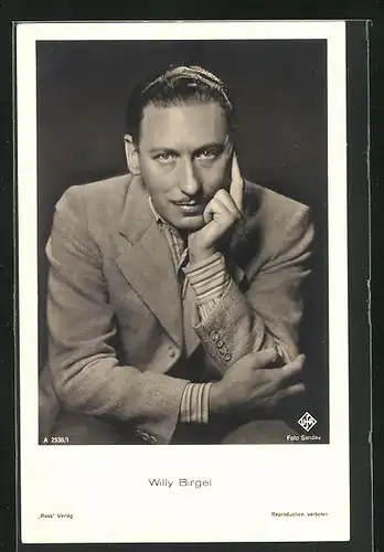 AK Schauspieler Willy Birgel stützt den Kopf in die Hand