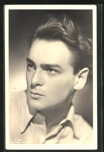 AK Schauspieler Heinz Ohlsen mit ernstem Blick