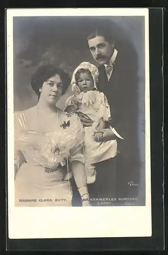 AK Schauspielerin Clara Butt und Schauspieler Kennerley Rumford mit Baby