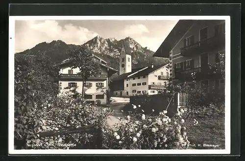 AK Nussdorf am Inn, Dorfpartie mit Heuberg