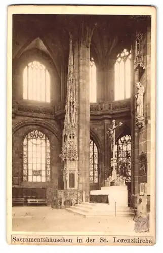 Fotografie unbekannter Fotograf, Ansicht Nürnberg, Sacramentshäuschen mit Altar in der St. Lorenzkirche